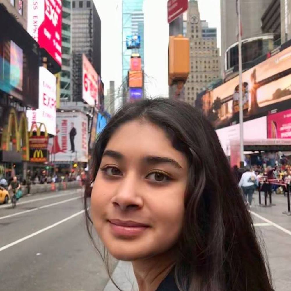 Meet your Posher, Meera